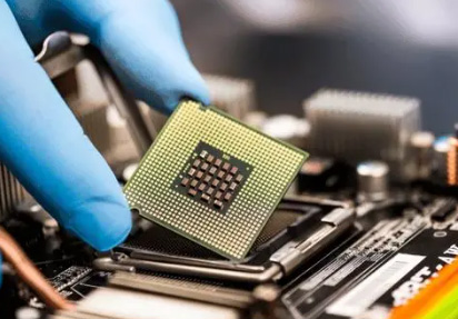 Intel layoffs: Strategic Transformation and Market challenges