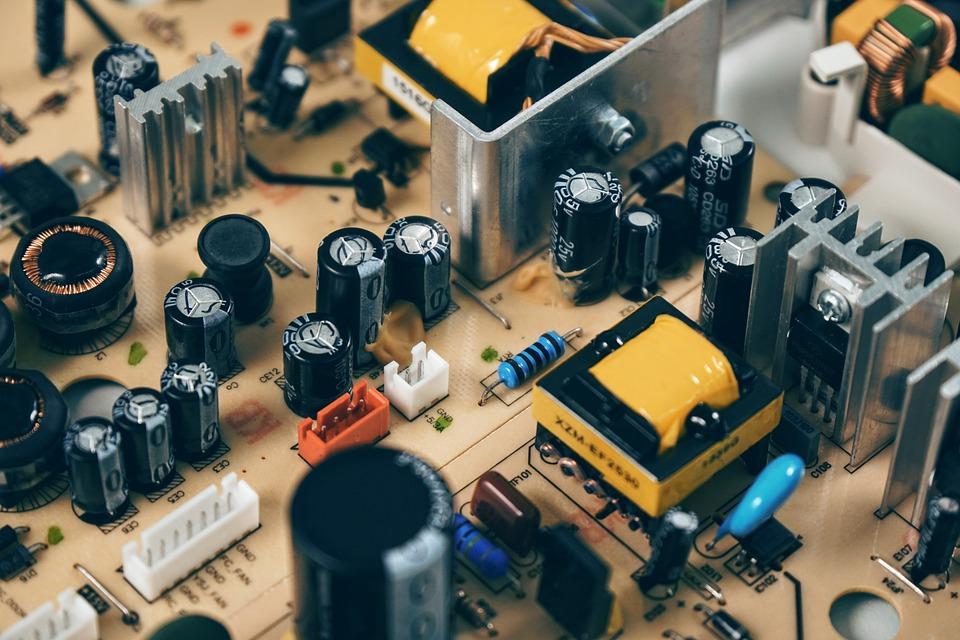 Intel layoffs: Strategic Transformation and Market challenges